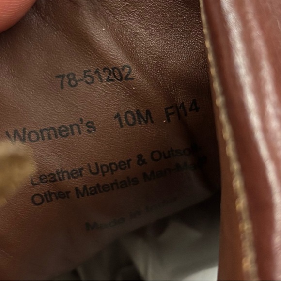 Johnston & Murphy Brown Leather Crafted Zip Block Wood Heel Ankle Bootie Size 10 - Picture 12 of 14